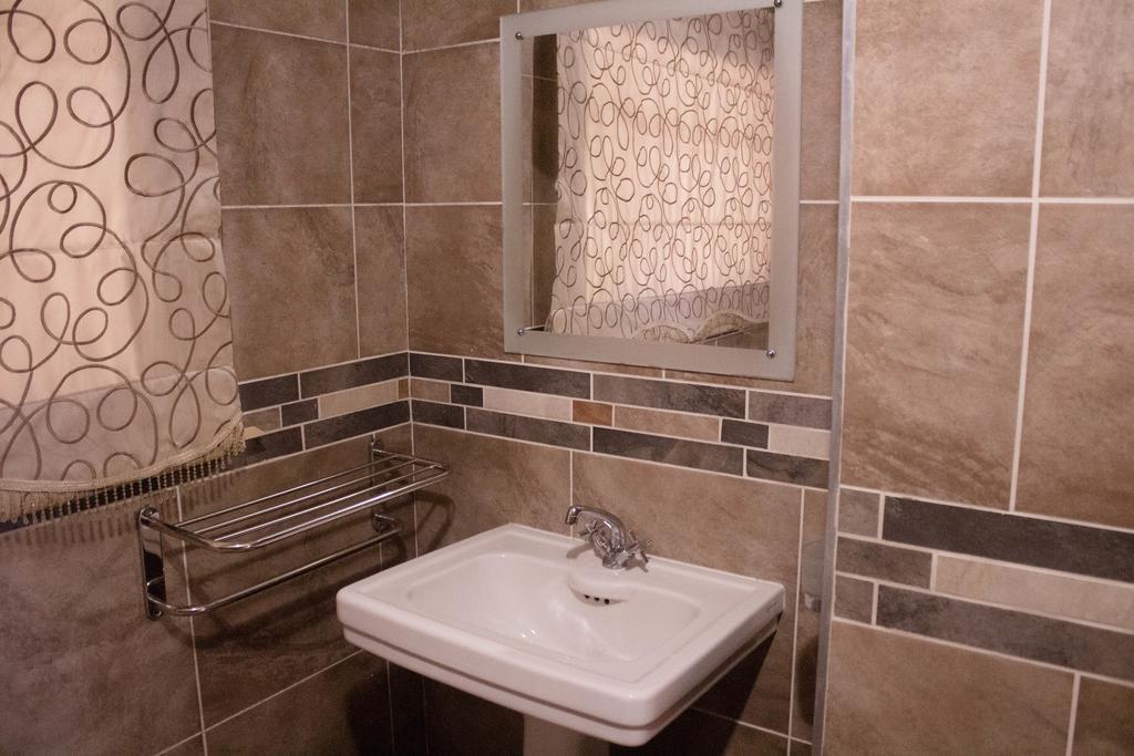 Khuvena Guesthouse Randburg Zewnętrze zdjęcie