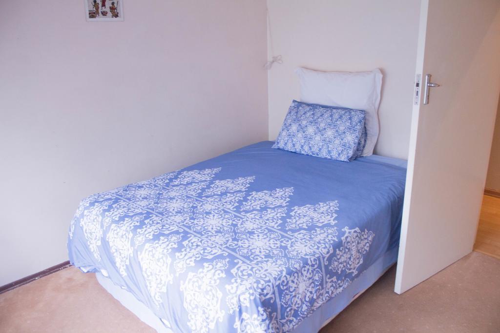 Khuvena Guesthouse Randburg Zewnętrze zdjęcie