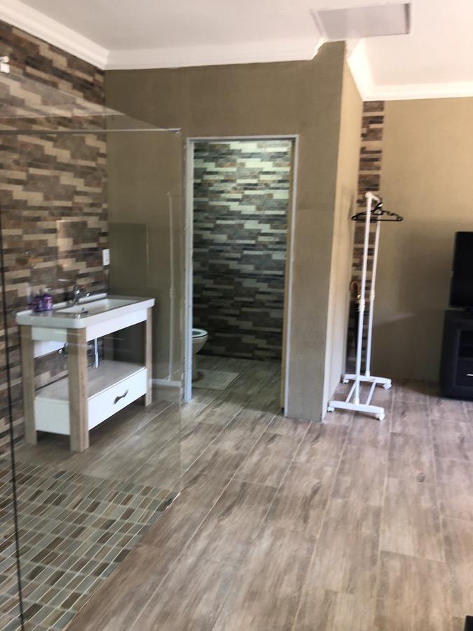 Khuvena Guesthouse Randburg Zewnętrze zdjęcie