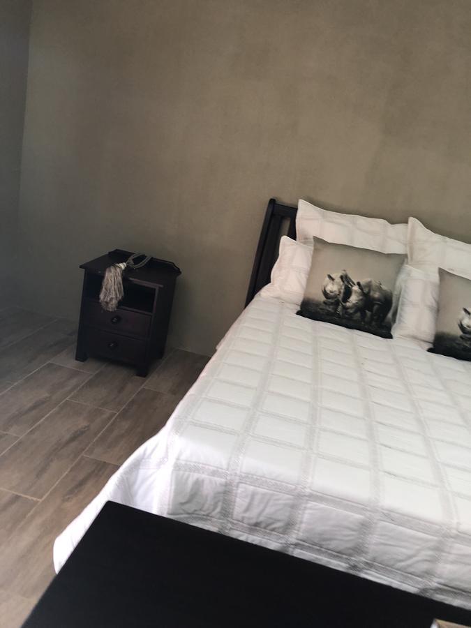 Khuvena Guesthouse Randburg Zewnętrze zdjęcie