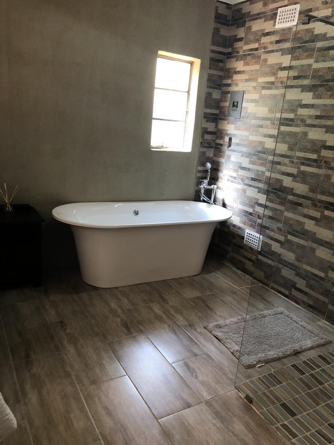 Khuvena Guesthouse Randburg Zewnętrze zdjęcie