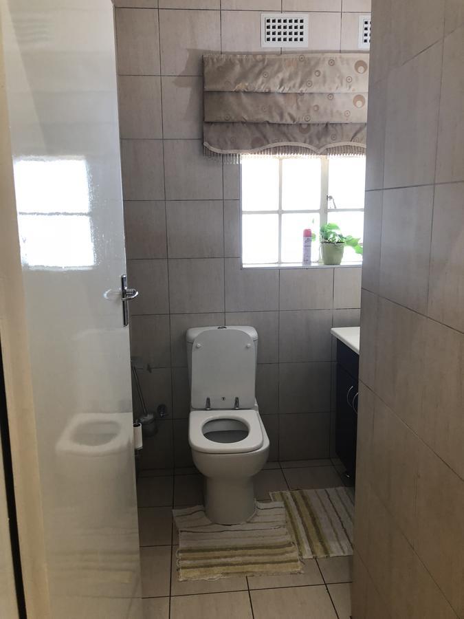Khuvena Guesthouse Randburg Zewnętrze zdjęcie